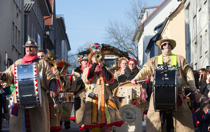 Faschingsumzug - Bild 62_61