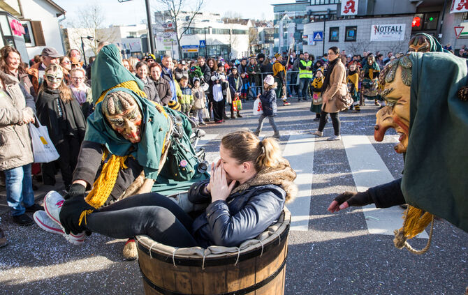 Faschingsumzug - Bild 65_64