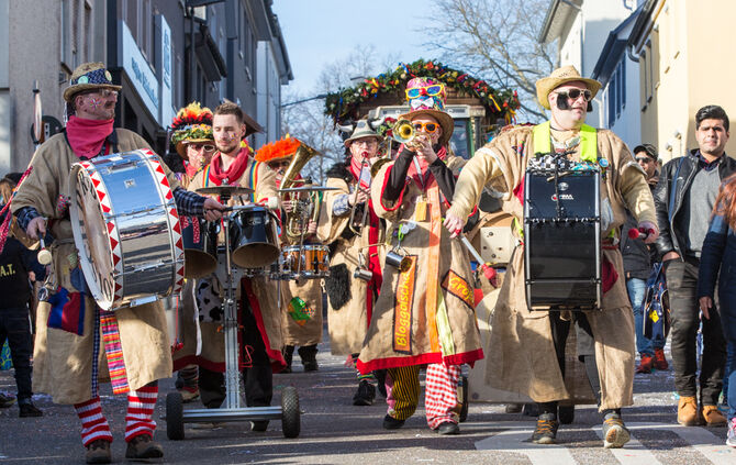 Faschingsumzug - Bild 66_65