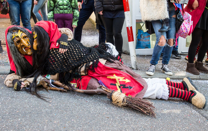 Faschingsumzug - Bild 70_69