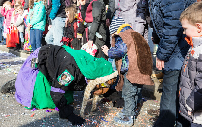 Faschingsumzug - Bild 72_71