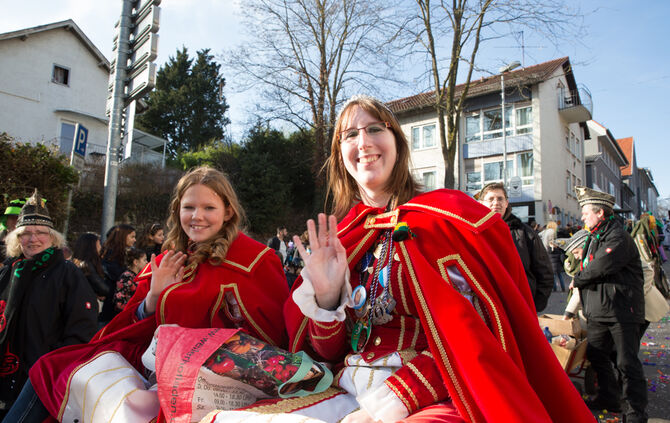 Faschingsumzug - Bild 86_85