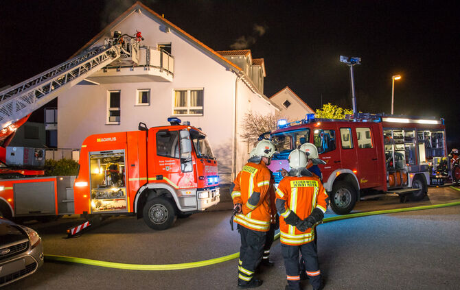 Wohnungsbrand durch Kerze - Bild 06_5