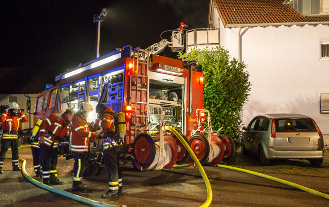 Wohnungsbrand durch Kerze - Bild 07_6