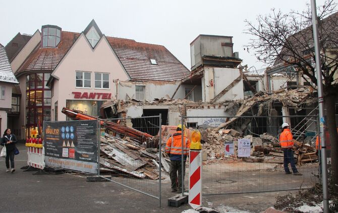 Bagger umgefallen - Bild 14_16