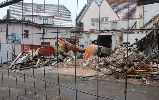 Bagger umgefallen - Bild 28_29