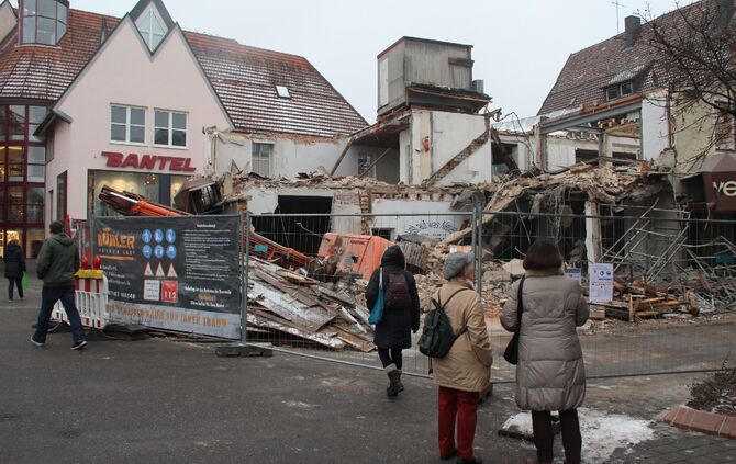 Bagger umgefallen - Bild 29_30