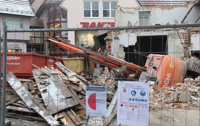 Bagger umgefallen - Bild 33_34