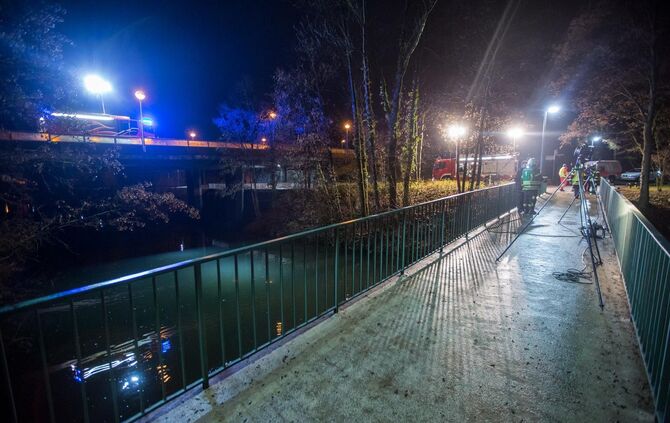 Personensuche in Waiblingen fordert GroÃeinsatz: Vermisste Frau wird von Polizeihubschrauber gesucht - Sucheinsatz in der Rems - Mit TÃ¼rÃ¶ffnung in einem Haus_6