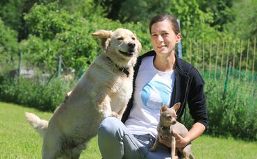 Hundetrainerin Sara Schmid