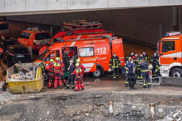 Stuttgart: Bei Arbeitsunfall toedlich verletzt