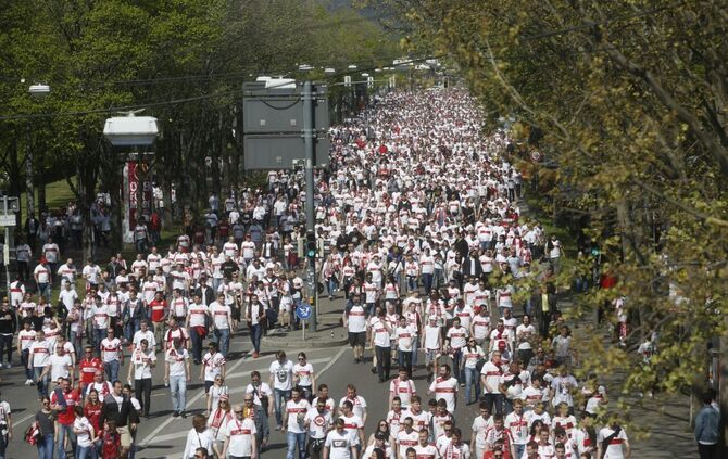 Fanmarsch Commando Cannstatt 97 VfB vs. KSC_0