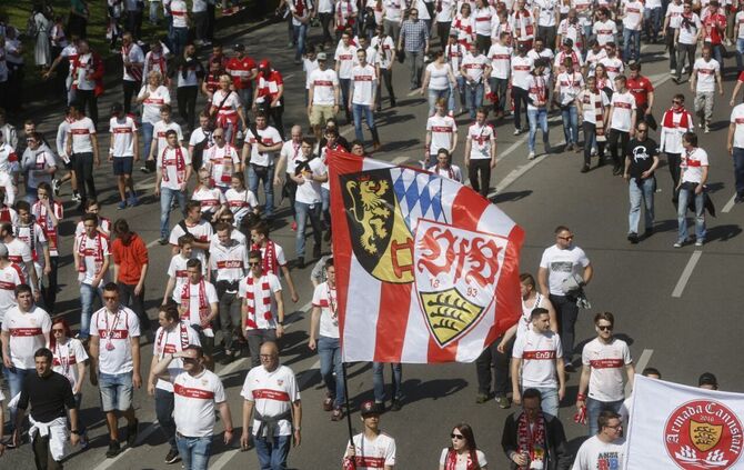 Fanmarsch Commando Cannstatt 97 VfB vs. KSC_3