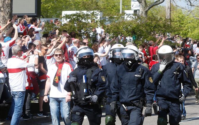 Fanmarsch Commando Cannstatt 97 VfB vs. KSC_22