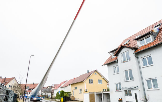 Windradtransport zur Winradbaustelle, Goldboden, Winterbach, 21.11.2017.