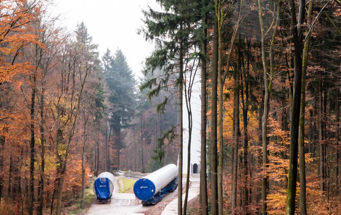 Windradtransport zur Winradbaustelle, Goldboden, Winterbach, 21.11.2017.