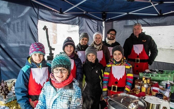 Weihnachtsmarkt in der Ortsmitte - Bild 03_2