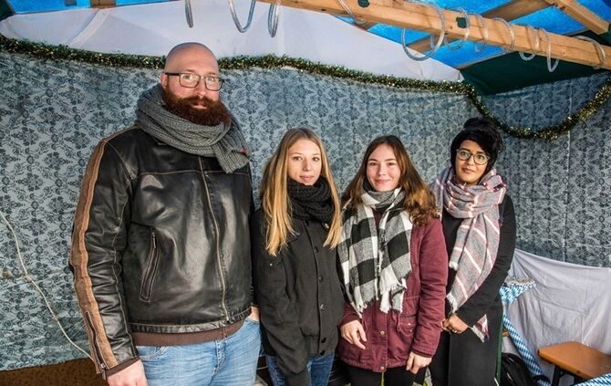 Weihnachtsmarkt in der Ortsmitte - Bild 09_8
