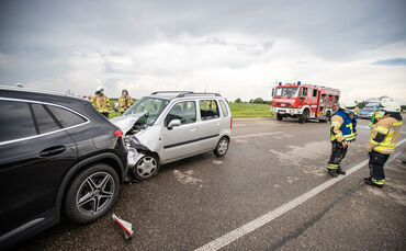 Auffahrunfall, Gotthilf-Bayh-Str., Fellbach-Schmiden, 09.06.2021.