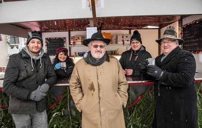 Weihnachtsmarkt in der Ortsmitte - Bild 18_17