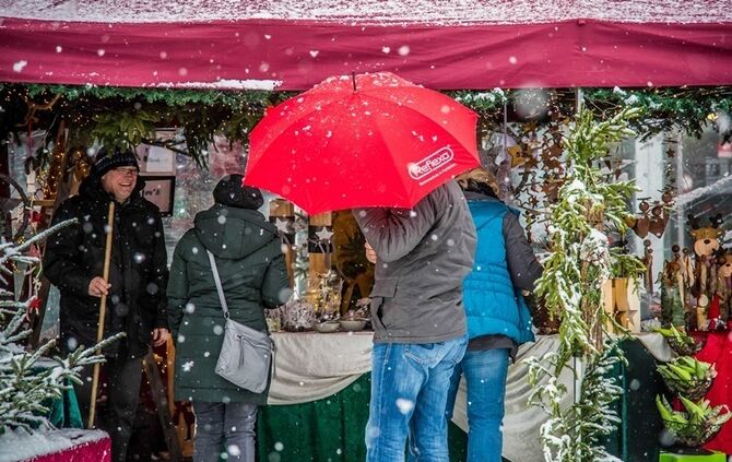 Weihnachtsmarkt in der Ortsmitte - Bild 22_21