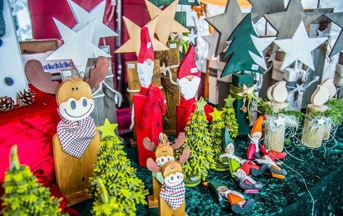 Weihnachtsmarkt in der Ortsmitte - Bild 28_26