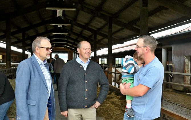 Offene Tür beim Stiftsgrundhof - Bild 08_7