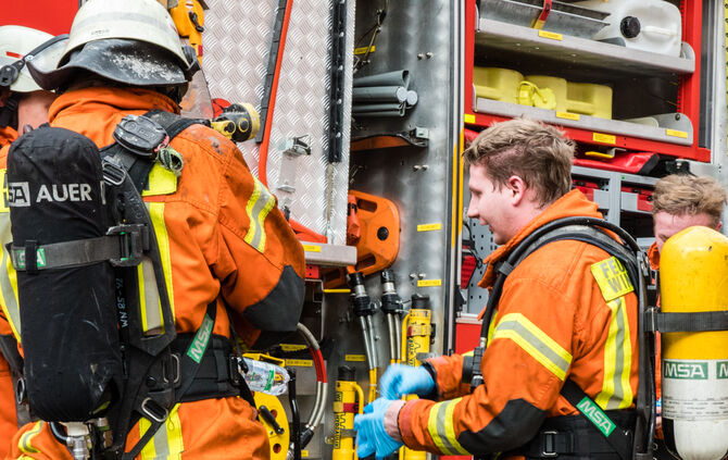 Gebäudebrand in Winnenden - Bild 25_4