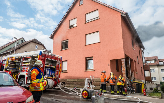 Gebäudebrand in Winnenden - Bild 03_24