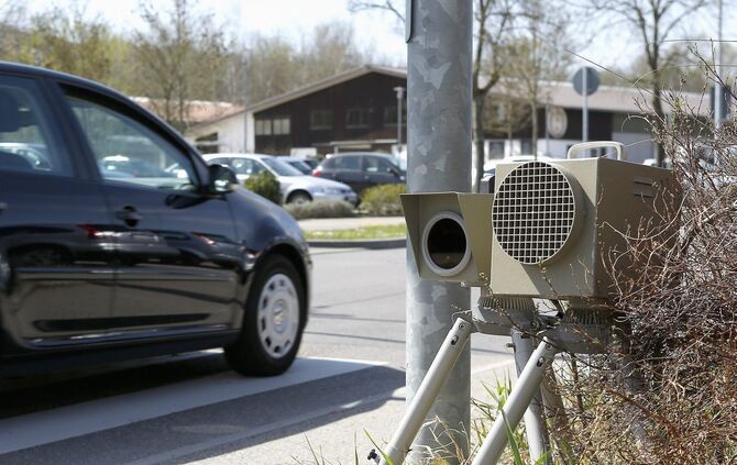 Blitzer Radar mobil in Schorndorf am Oskar Frech Seebad