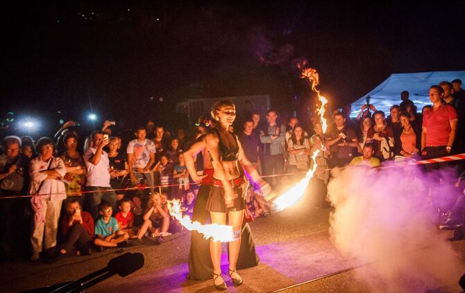 Leuchtender Weinberg zwischen Beutelsbach und Schnait_20