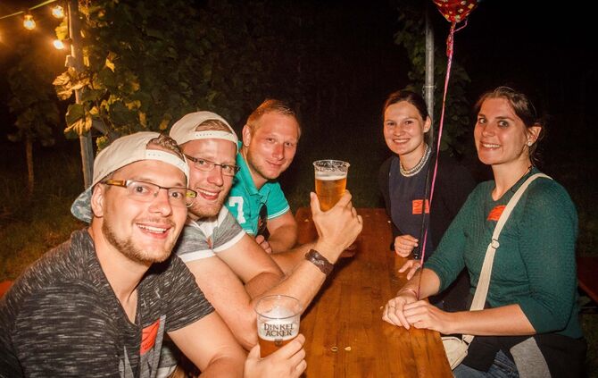 Leuchtender Weinberg zwischen Beutelsbach und Schnait_54