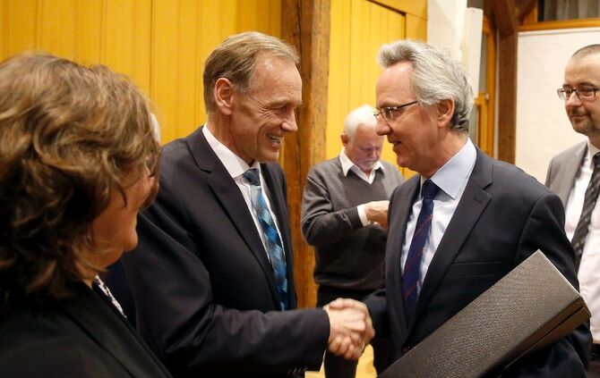 Jochen Müller erneut zum Bürgermeister in Korb gewählt - Bild 09_1