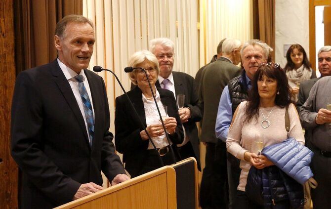Jochen Müller erneut zum Bürgermeister in Korb gewählt - Bild 24_7