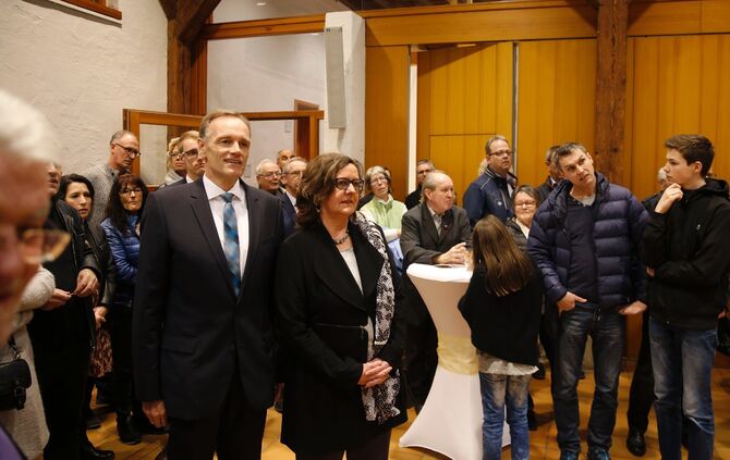 Jochen Müller erneut zum Bürgermeister in Korb gewählt - Bild 15_16
