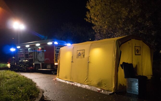 Großeinsatz wegen Salzsäure in Asperg_3