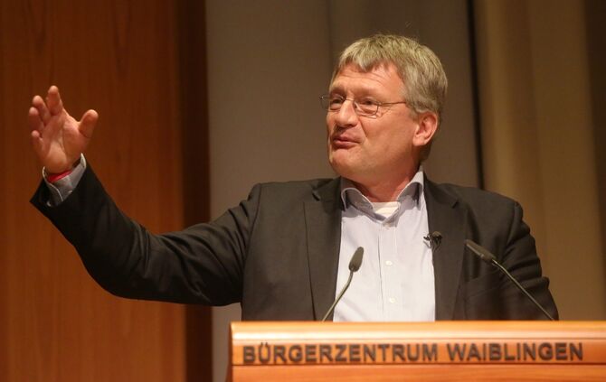 Stramm rechtes Personal_0