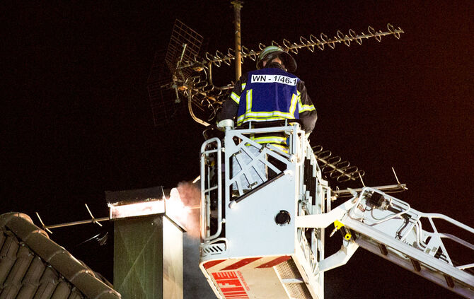 Kaminbrand sorgt für Aufregung - Bild 01_0
