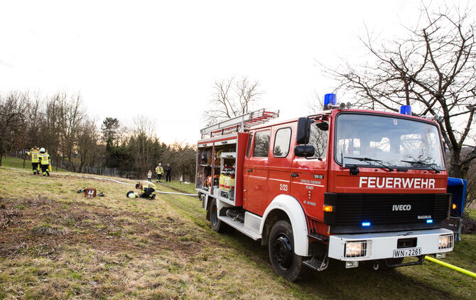 Gartenbesitzer erleidet schwere Verbrennungen - Bild 08_13