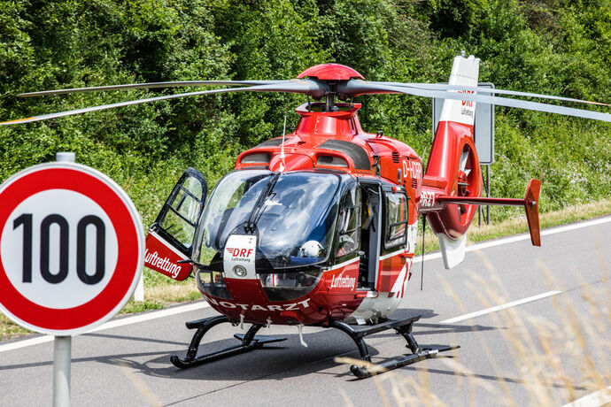 Unfall, B14, Fellbach - Waiblingen-Süd, 26.06.2021.