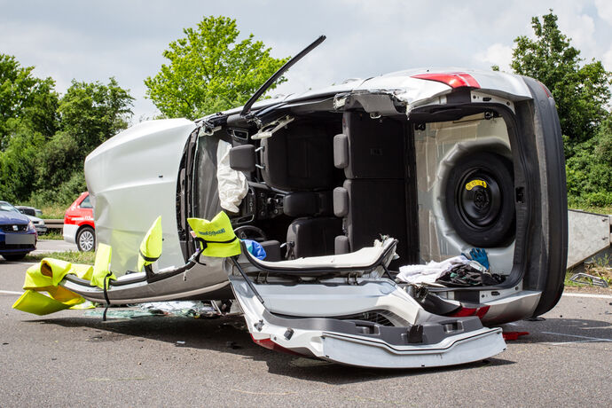 Unfall, B14, Fellbach - Waiblingen-Süd, 26.06.2021.