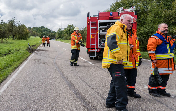 Kipplaster Unfall 18.09._14