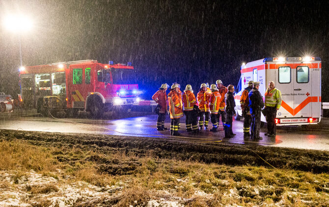 Mit Pkw überschlagen - Bild 15_4
