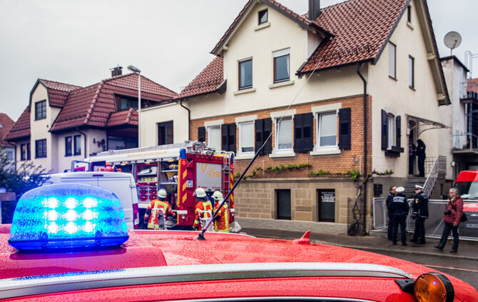Küchenbrand - drei Verletzte - Bild 10_1