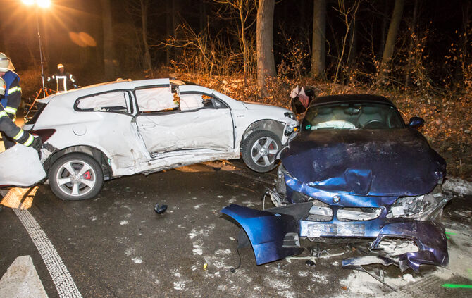Vorfahrt übersehen - schwerer Unfall - Bild 09_8