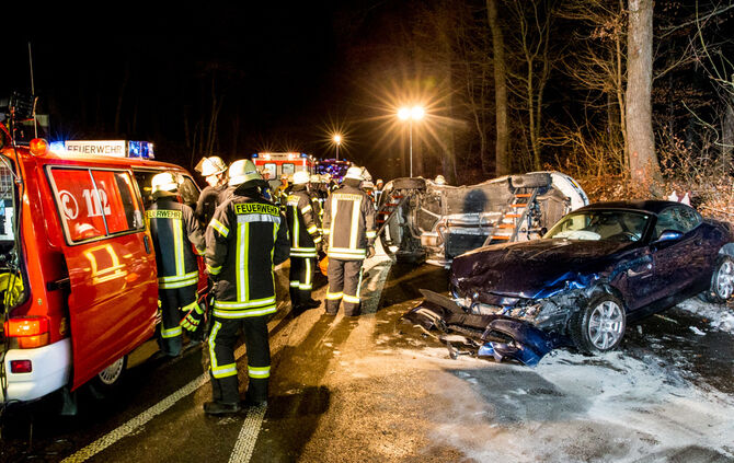 Vorfahrt übersehen - schwerer Unfall - Bild 04_12