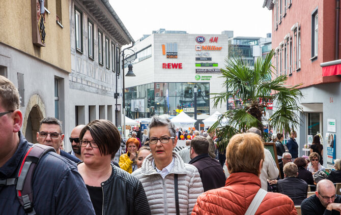 Ostermarkt füllt die Innenstadt - Bild 33_33