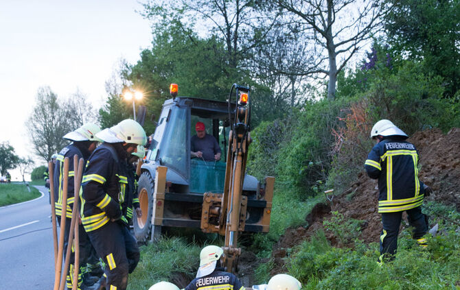 Hund steckt im Rohr fest - Bild 17_6