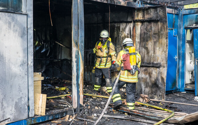 Wohncontainerbrand - Bild 19_0