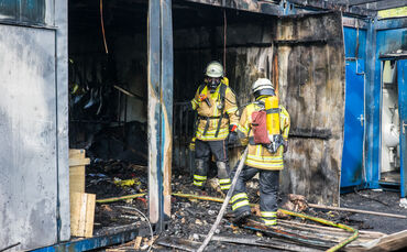 Wohncontainerbrand - Bild 19_0